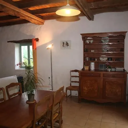 Serenite A La Ferme Equestre Holiday home *
