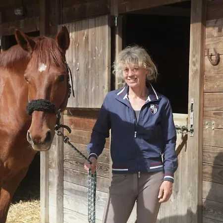 Holiday home Serenite A La Ferme Equestre Lempzours