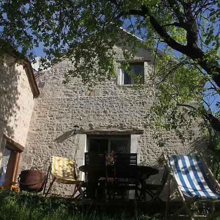 Serenite A La Ferme Equestre Hébergement de vacances